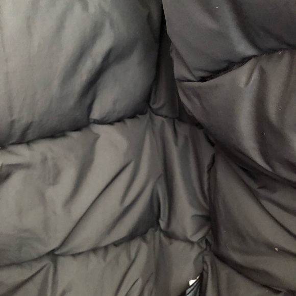 The North Face Winter Coat - Picture 4 of 6